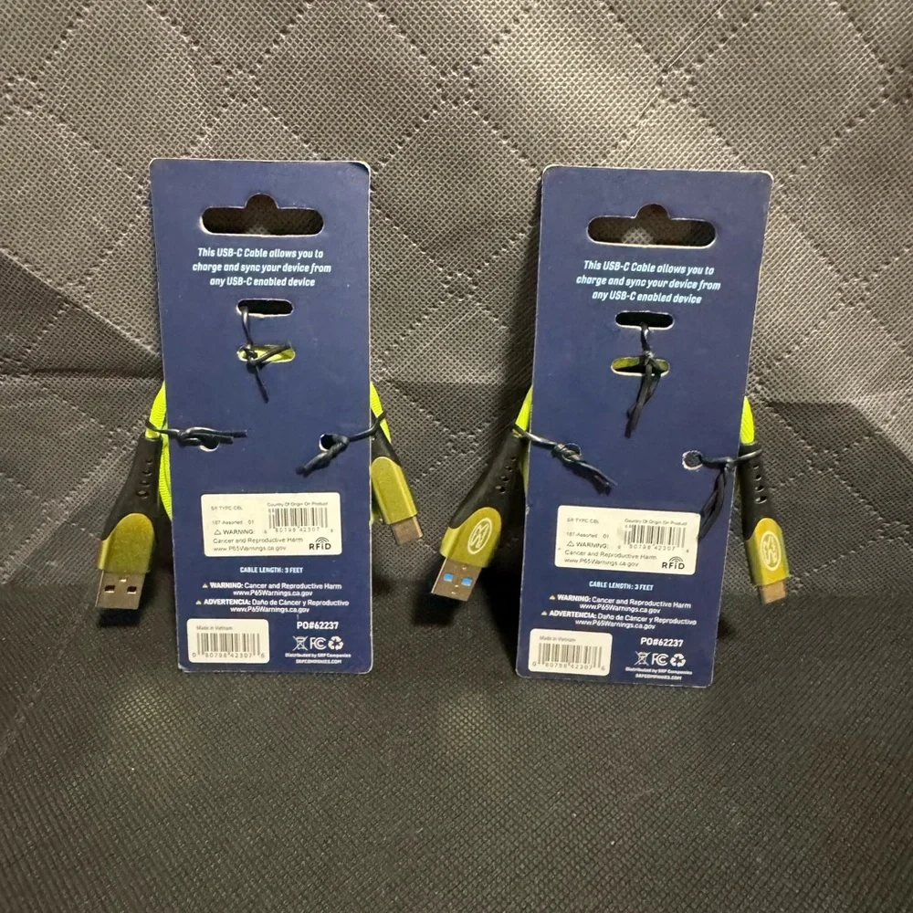 SR USB-C Cable in Neon Yellow